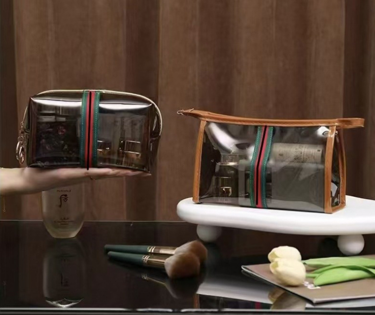 Trousse de Toilette Transparente Étanche — Format Voyage 🧳